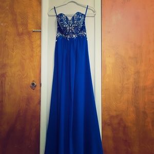 Prom Dress/A-Line Gown
